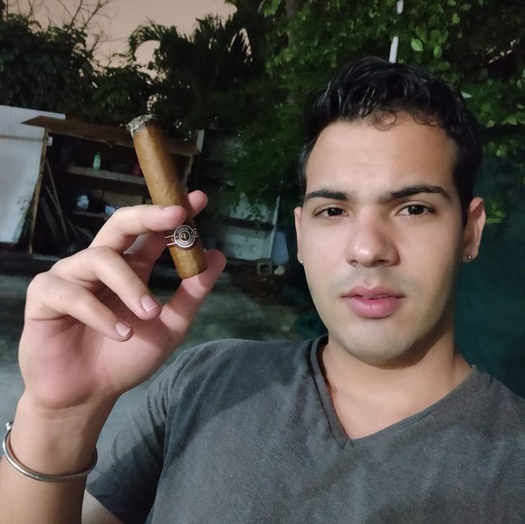 Meet your Posher, Randy - Picture 1 of 1